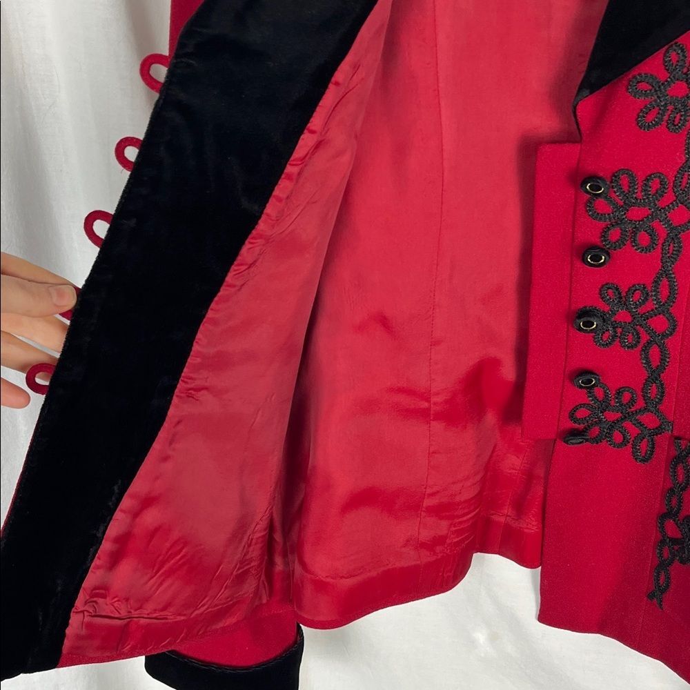 Vintage SOOO CRAZY Rina Ross Wool Red Button Up Brazer with Black Embellishments - Picture 7 of 9